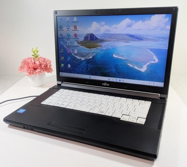 【超美品】Windows11✨新品8GB✨初心者に✨すぐ使える✨ノートパソコン✨