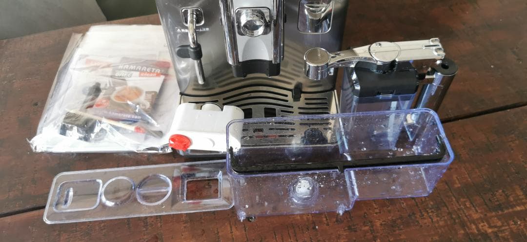 老舗本格派Gaggia 全自動コーヒーマシン ラテ,カプチーノが１タッチ