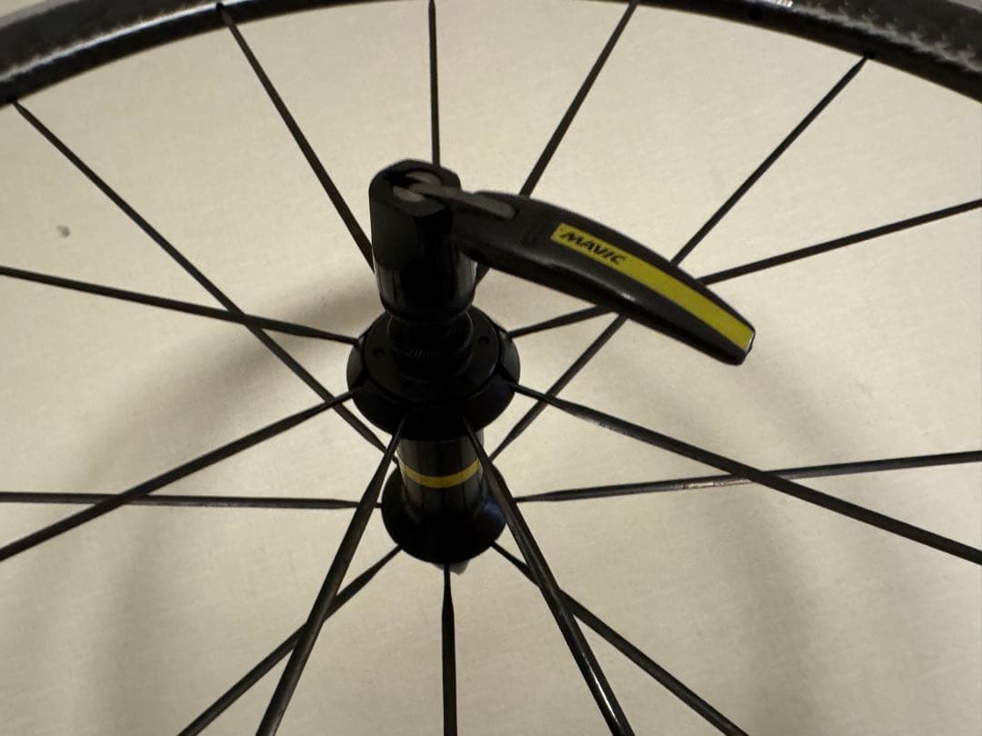 MAVIC COSMIC PRO CARBON クリンチャー