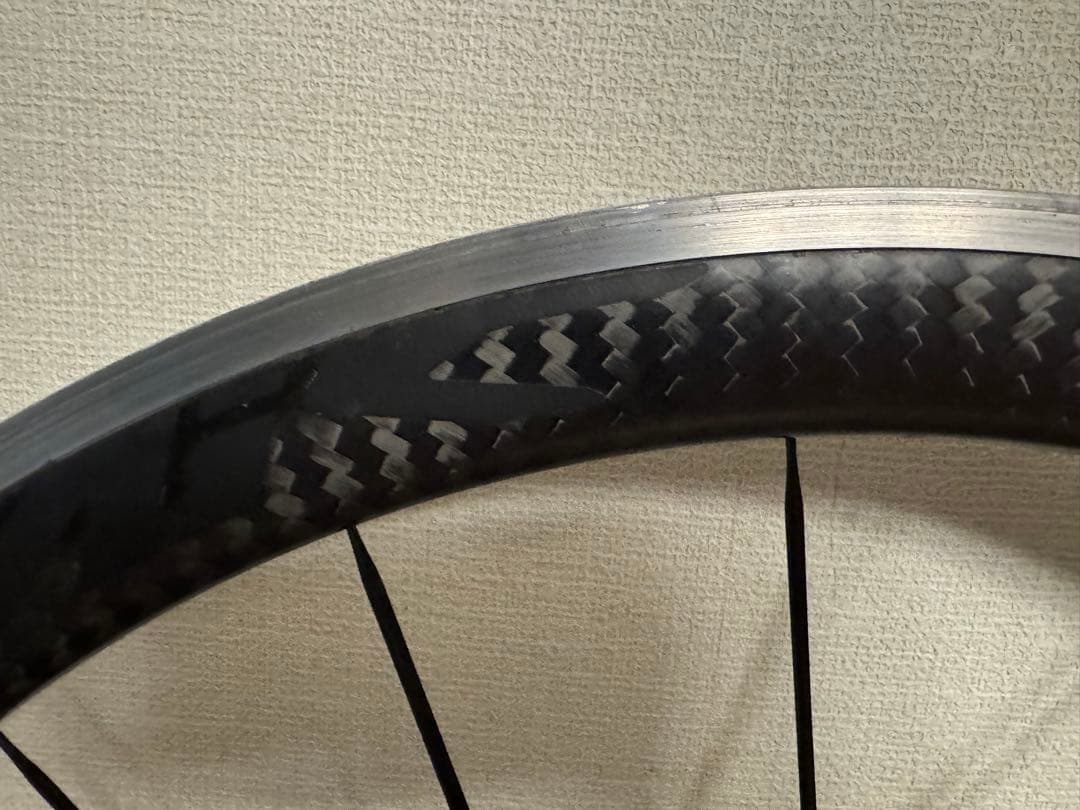 MAVIC COSMIC PRO CARBON クリンチャー