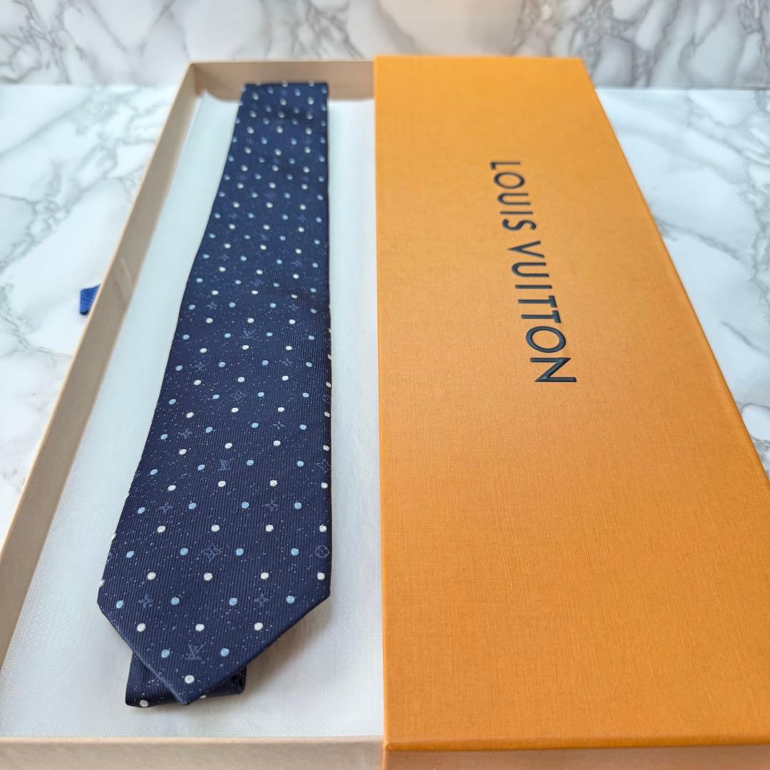 ✨極美品✨ 現行 LOUISVUITTON ネクタイ シルク100% モノグラム