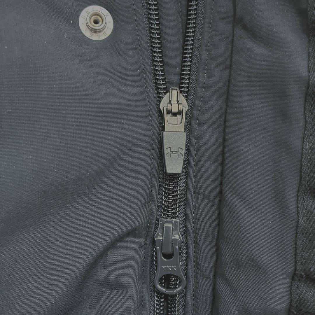 【美品】アンダーアーマー 黒 ロングコート LG ( 175cm )サイズ