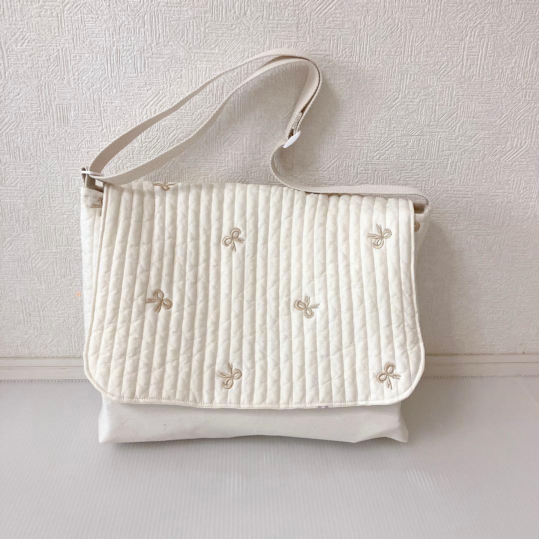 図書バッグ✖️4 ヌビ　くま刺繍　オリーブ刺繍　リボン刺繍　ラベンダー刺繍