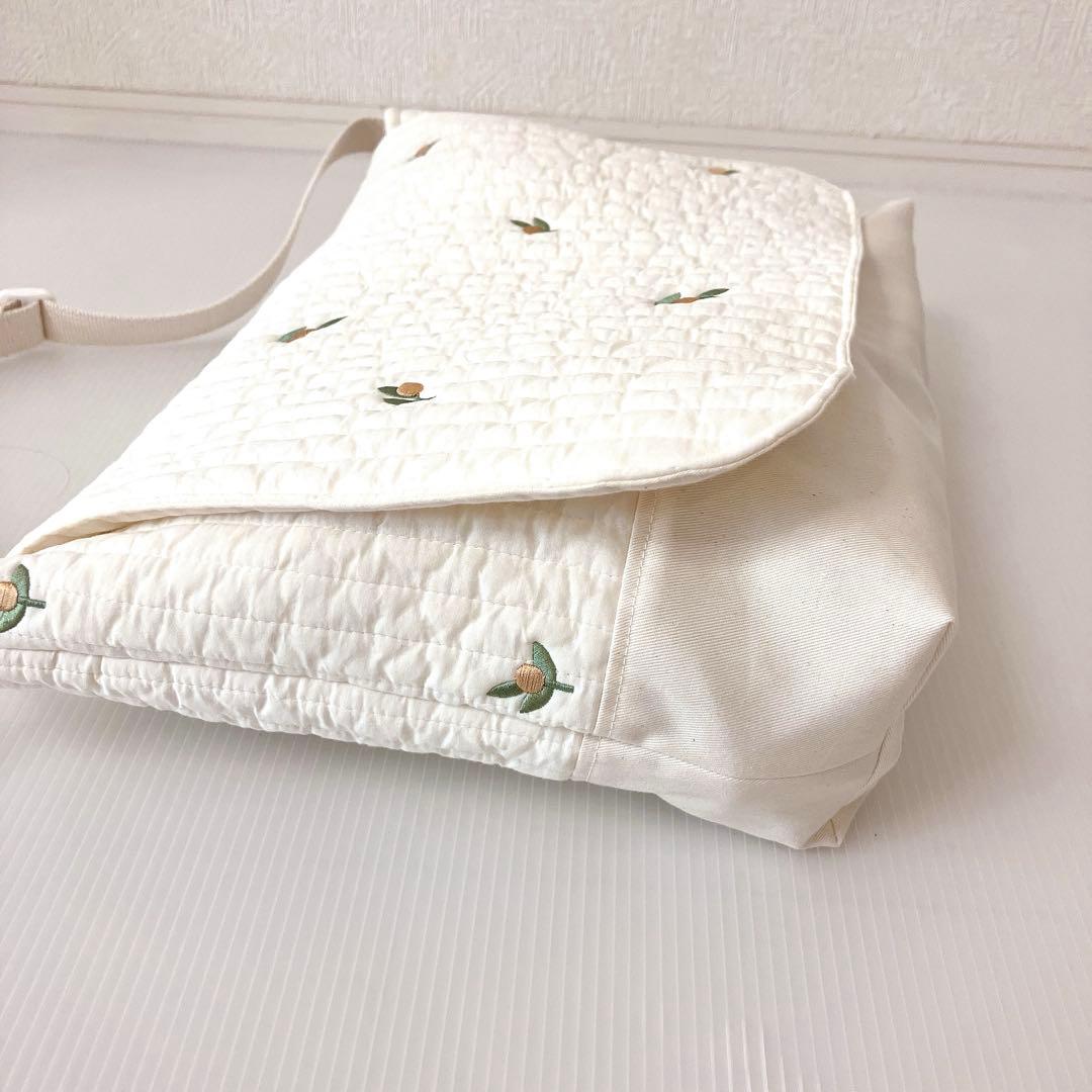 図書バッグ✖️4 ヌビ　くま刺繍　オリーブ刺繍　リボン刺繍　ラベンダー刺繍