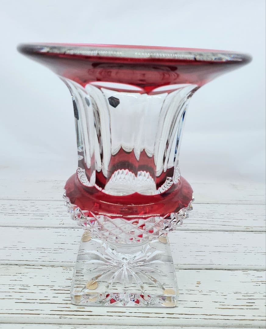 SAINT LOUIS サンルイ ヴェルサイユ　高20.5cm 赤被せ 花瓶