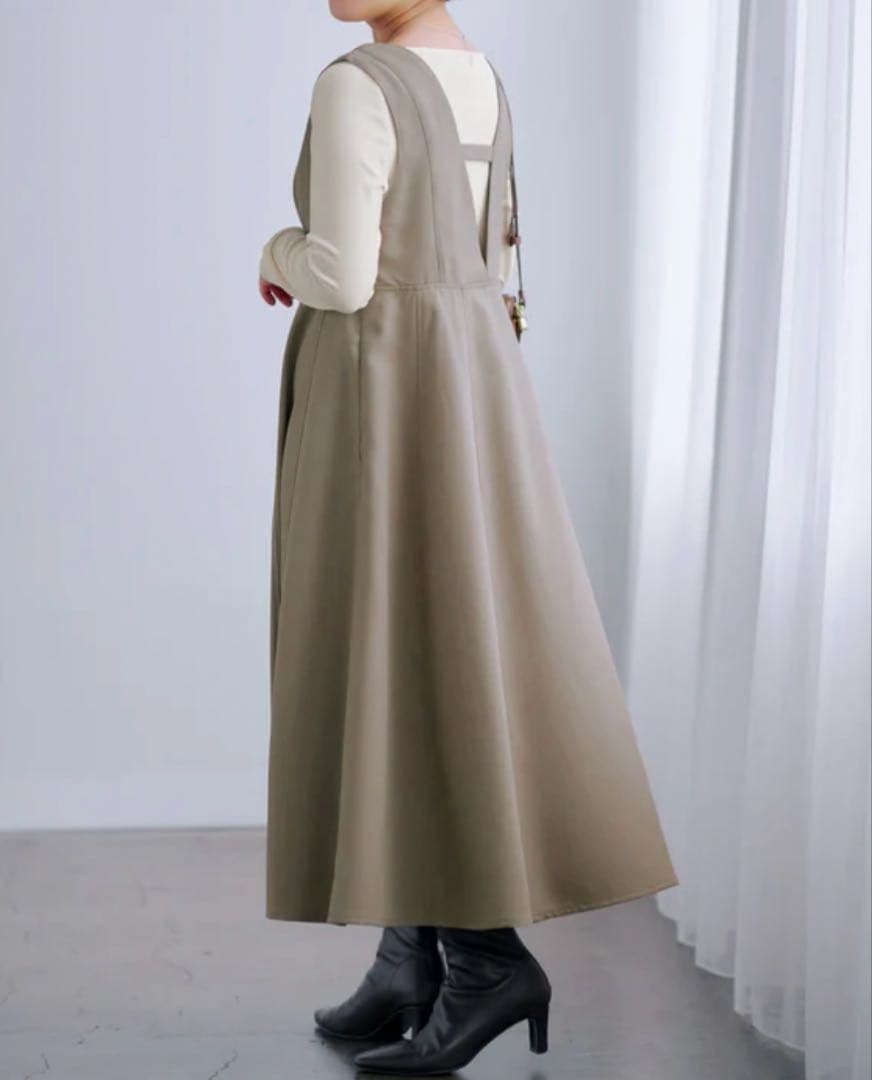 今期✨cohina マチフレアジャンパースカートregular