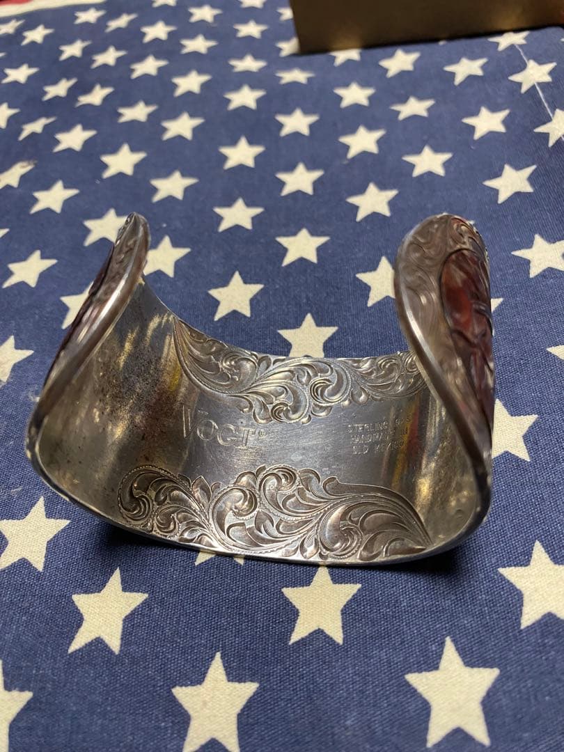 2*t様 花柄彫刻 レザー スターリングシルバーバングル(Vog t)