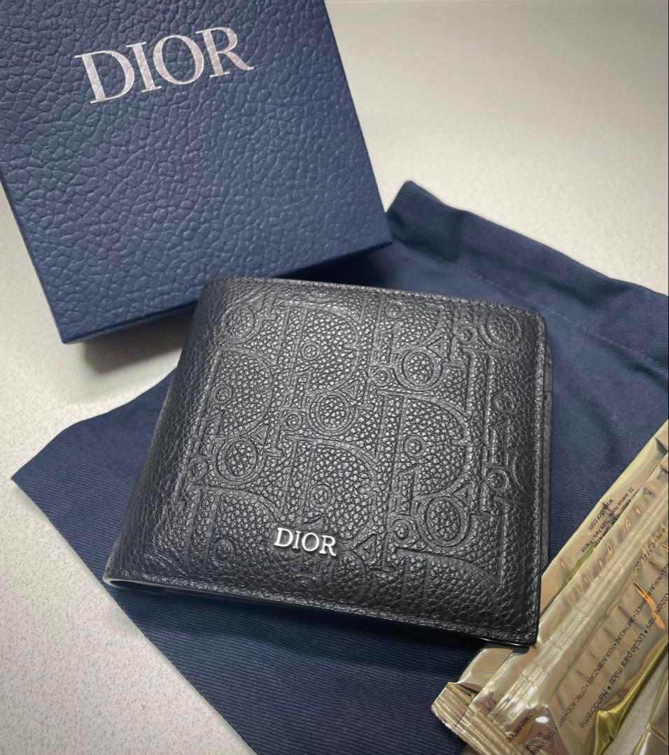 も*ん様 DIOR ディオール ロゴ型押し 二つ折り財布 ブラック【美品】