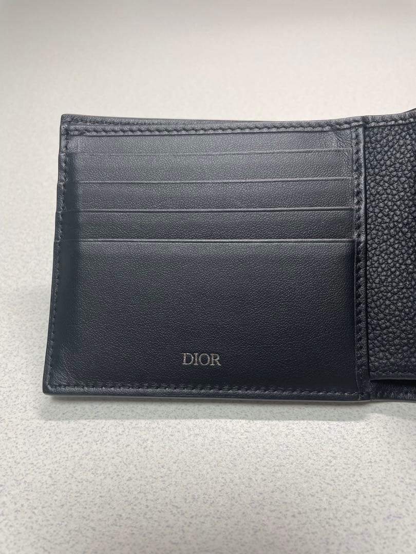 も*ん様 DIOR ディオール ロゴ型押し 二つ折り財布 ブラック【美品】