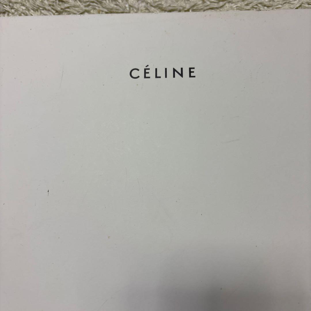 極希少カラー セリーヌ 羽毛 肩当て ダウンベスト ポンチョ マカダム 未使用