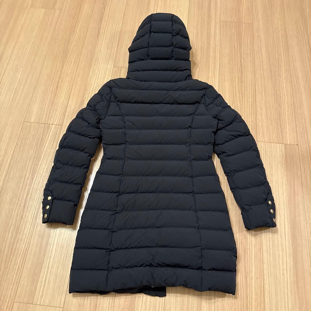 Cape Horn ダウンジャケット （穴補修あり）