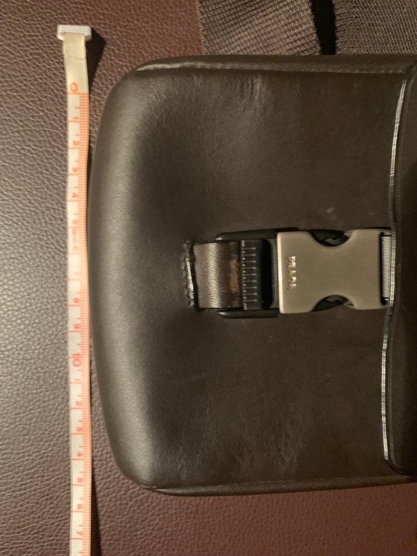 レア！プラダ　ウエストポーチ　ショルダーバック