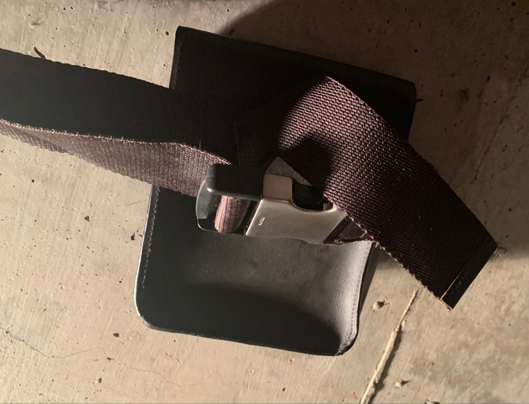 レア！プラダ　ウエストポーチ　ショルダーバック