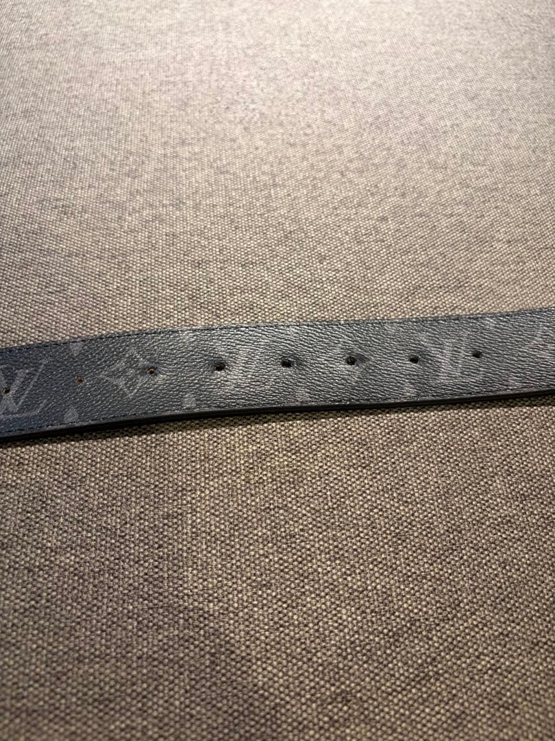 【匿名配送】Louis Vuitton ブラックレザーベルト M9043