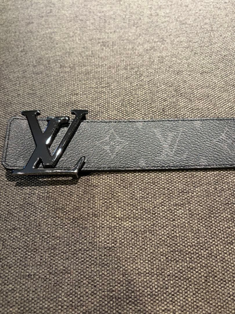 【匿名配送】Louis Vuitton ブラックレザーベルト M9043