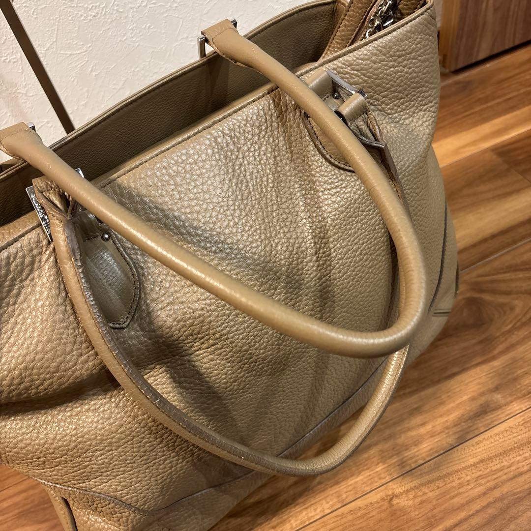 ペッレモルビダ メイデン ボヤージュ シュリンクレザートートバッグ レザー本革製