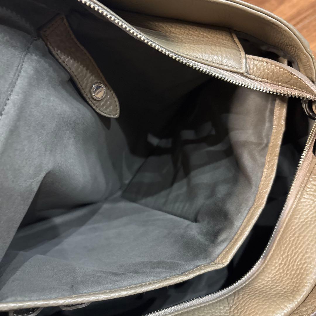 ペッレモルビダ メイデン ボヤージュ シュリンクレザートートバッグ レザー本革製