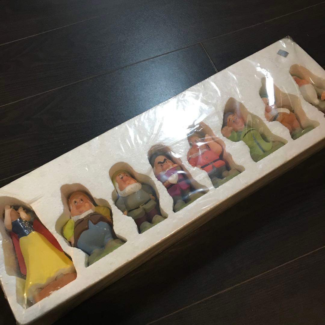 ディズニー　白雪姫　七人の小人　ガーデニング　置物フィギュア