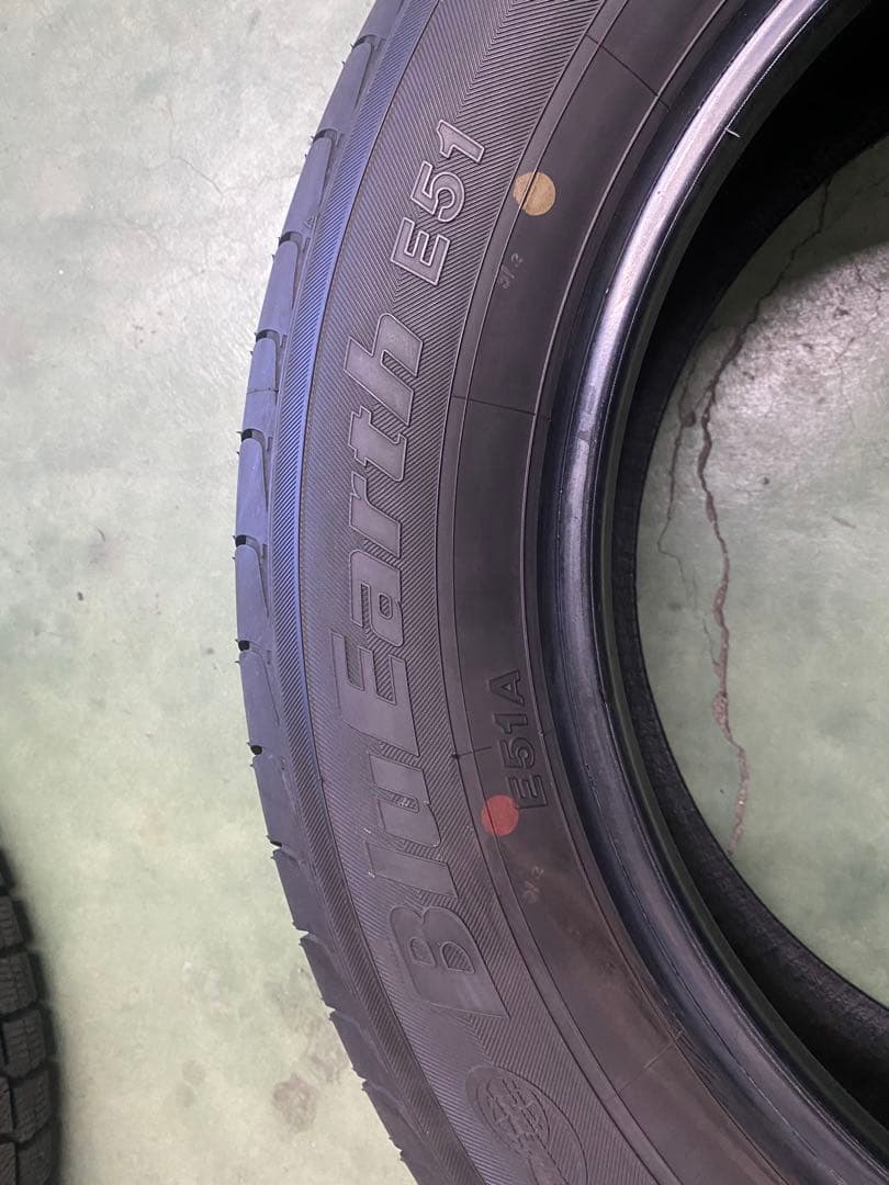 ★送料無料！最終値引き額！225/60R17 YOKOHAMA E51