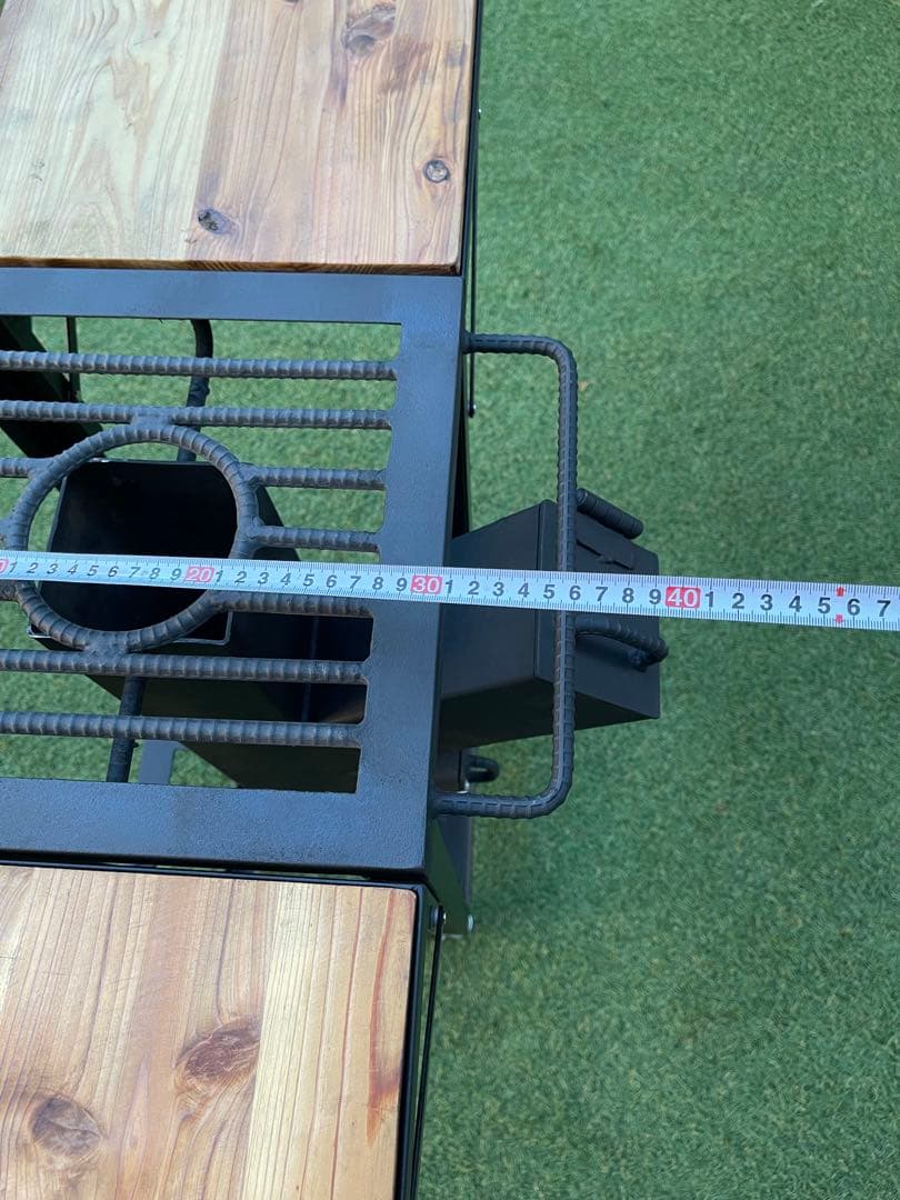 移動式折りたたみテーブル付きロケットストーブ