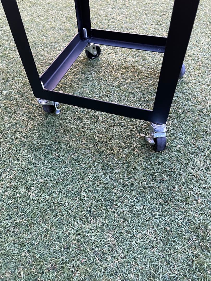 移動式折りたたみテーブル付きロケットストーブ