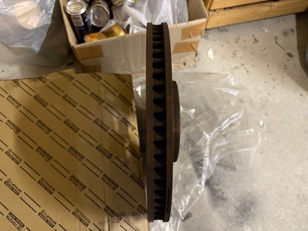 (送料込み)レクサスLS500 Fスポーツ フロント左右ブレーキローター