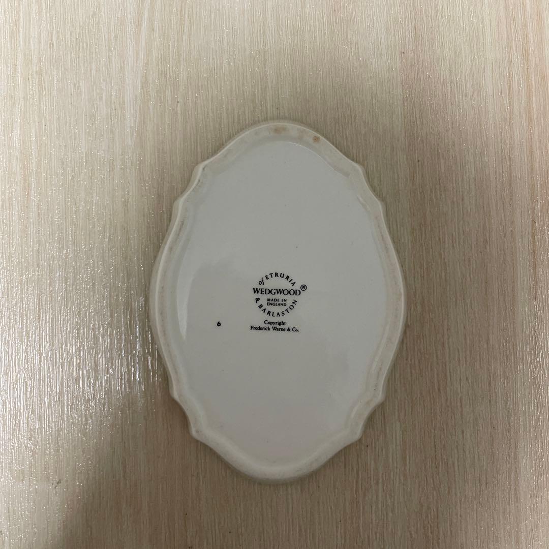 ウェッジウッド　ピーターラビット　WEDGEWOOD シルバートレイ　旧刻印