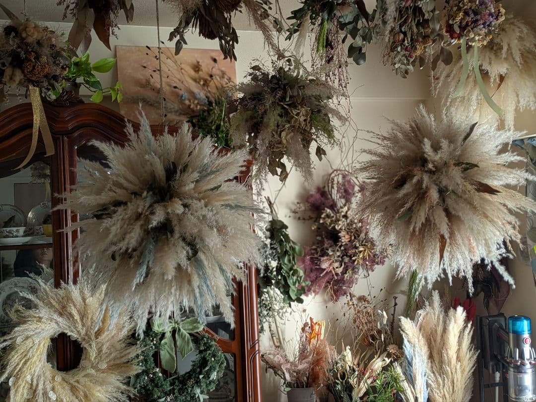 ドライフラワー★特大ふわふわパンパスフライングボール★アレンジメント　店舗にも♪