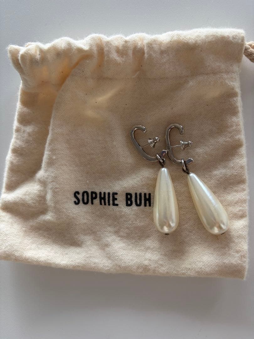 SOPHIE BUHAI パールドロップピアス