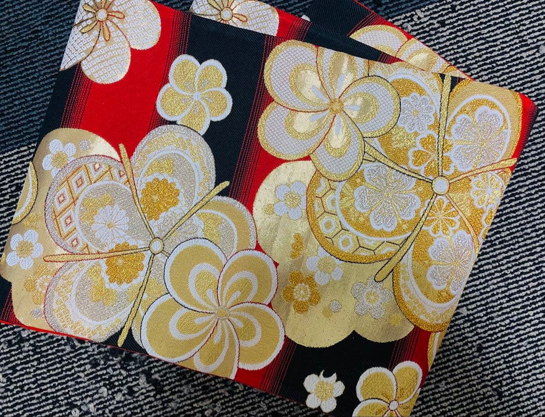 卒業式　成人式　振袖 千鳥格子柄