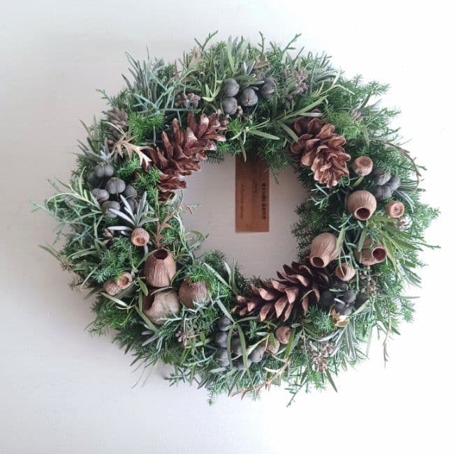 新品 未使用 ドライフラワー リース 木の実 インテリア 壁飾り order