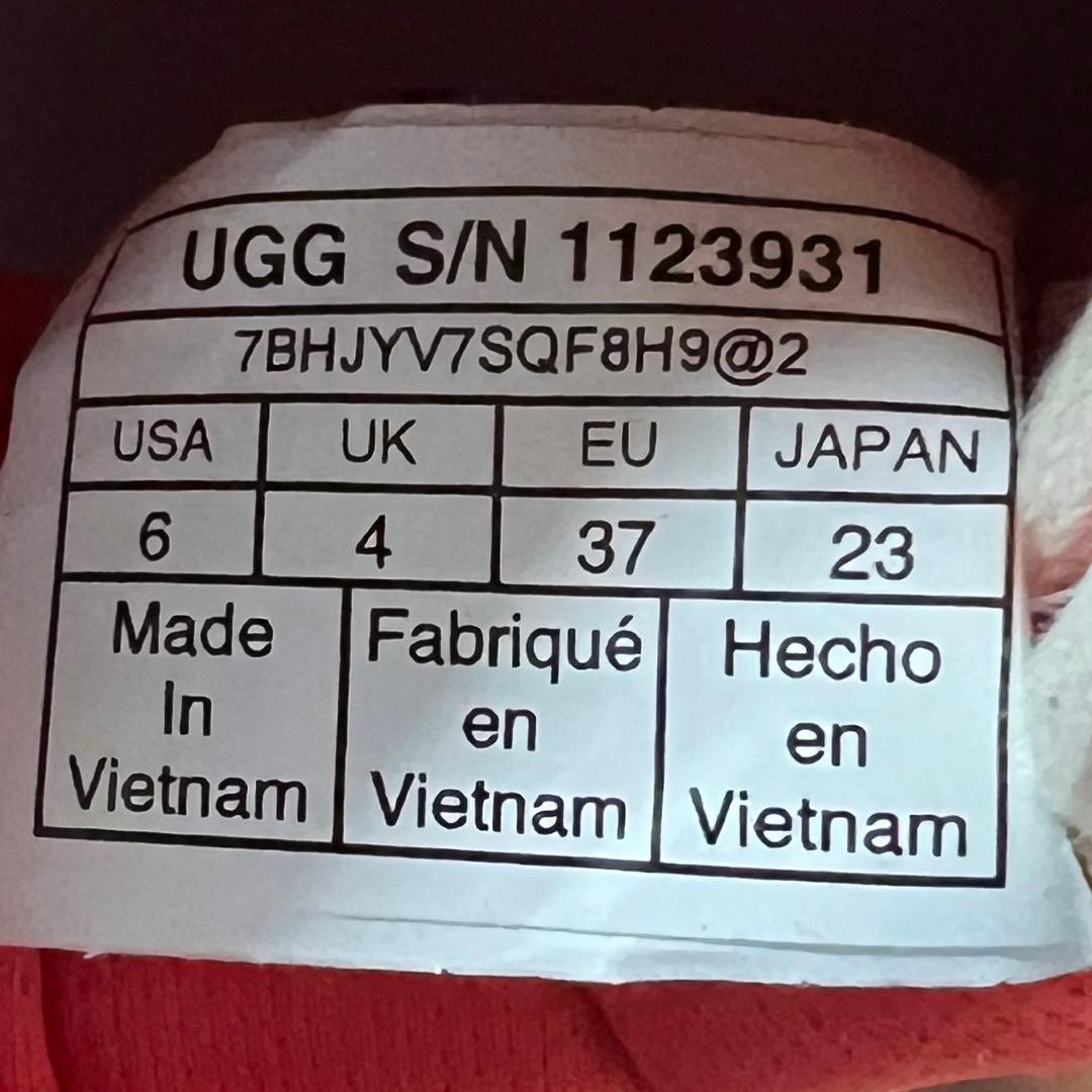 新品未使用品！UGG CALLE LACE SPECKLED スニーカー　23㎝