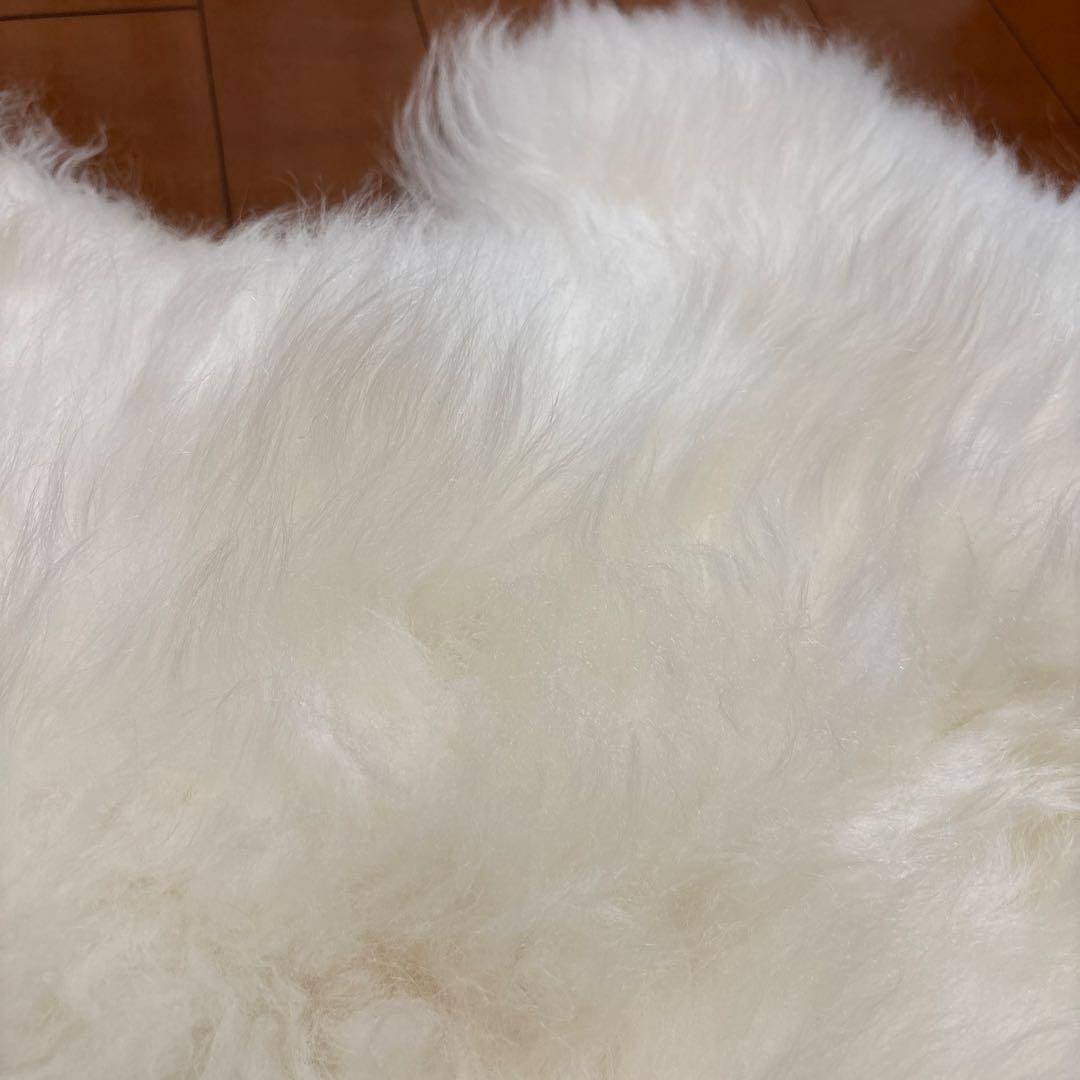 新品　シープスキンラグ／本革・革毛一体／一匹物ホワイトファー シープスキン風ラグ