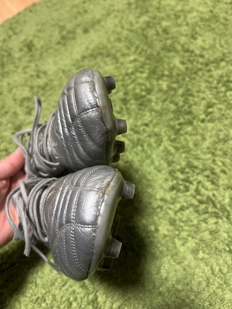 モレリアネオ4β 28センチ