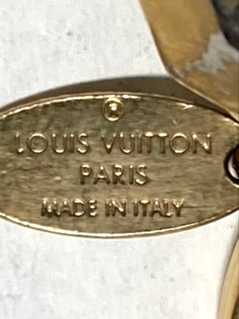 ルイヴィトン　ポルトクレ　LV ファセット　キーホルダー　チャーム　箱付き