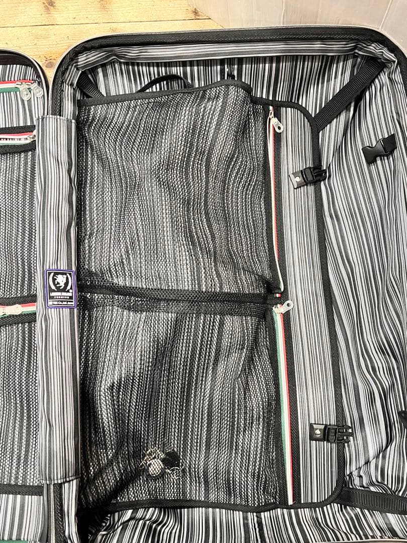 美品　レジェンドウォーカー　 ハードケース　キャリーケース