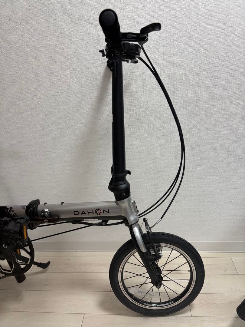 【引取限定】DAHON ダホン K3 折り畳み式自転車　ブラック　シルバー