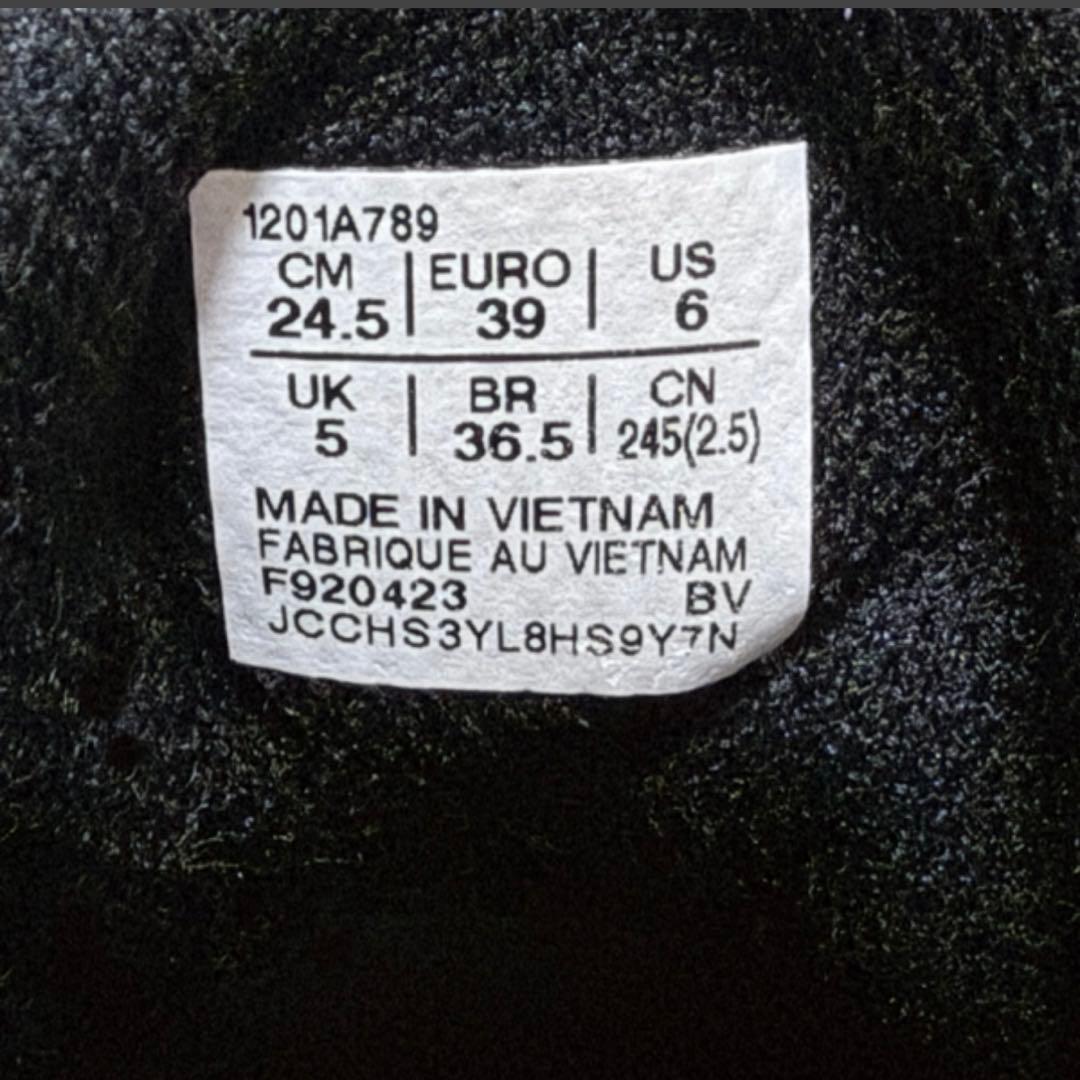 【ASICS　アシックス】GEL-NYC ゲル-エヌワイシー　24.5㎝