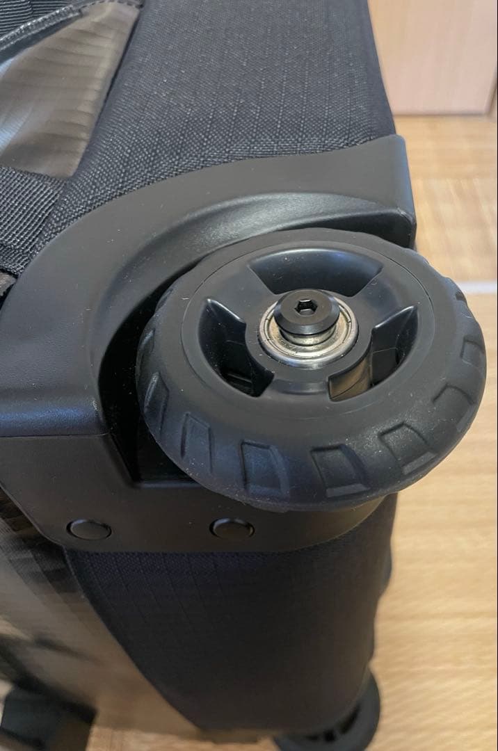 パタゴニア ブラックホール ウィールド ダッフル 40L ブラック