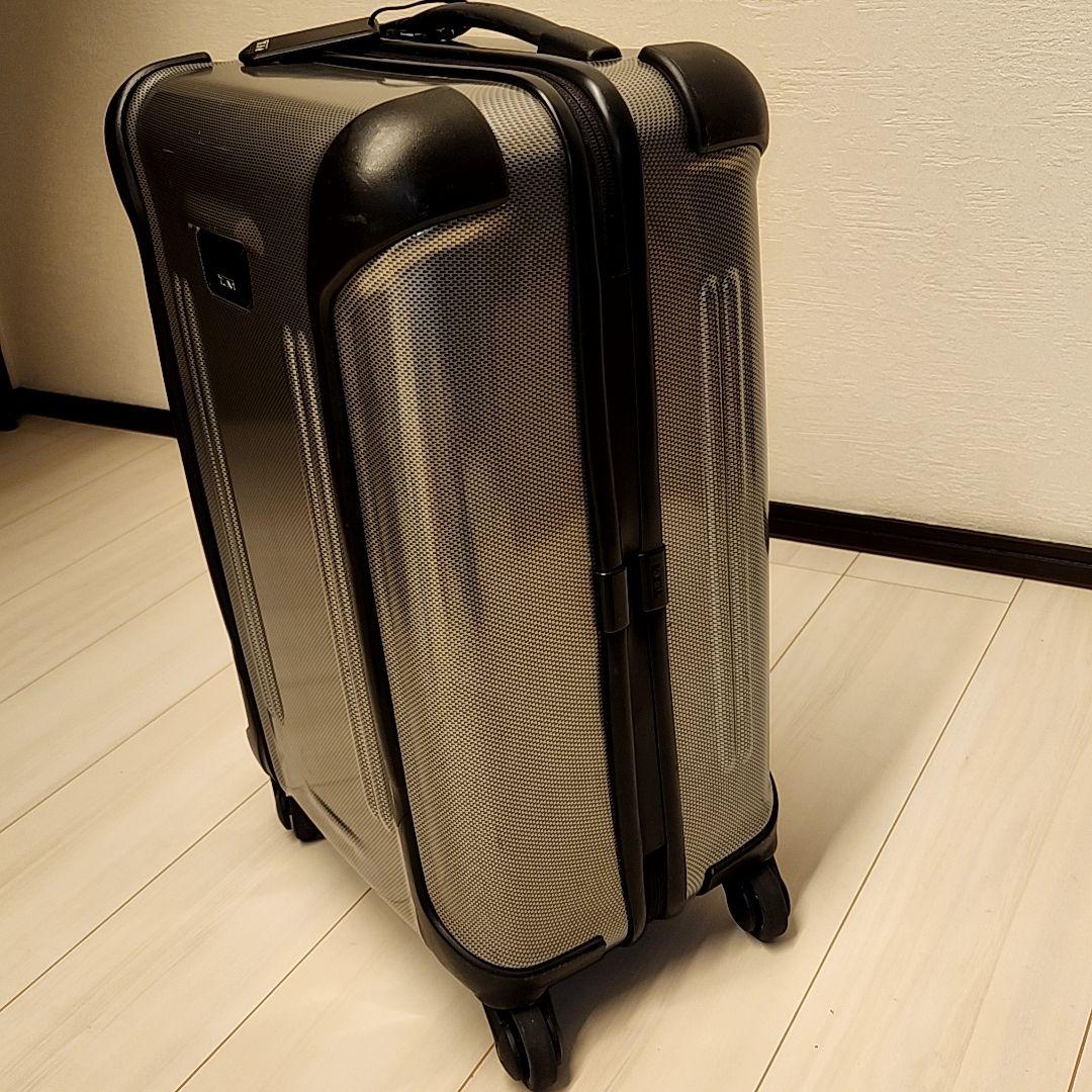 TUMI カーボン柄　4輪スーツケース キャリーケース　VAPOR