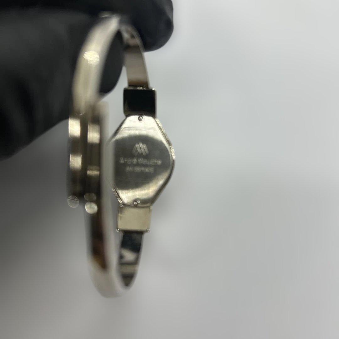 【稼働品】アンドレムッシュ花柄バングル時計 ANDRE MOUCHE