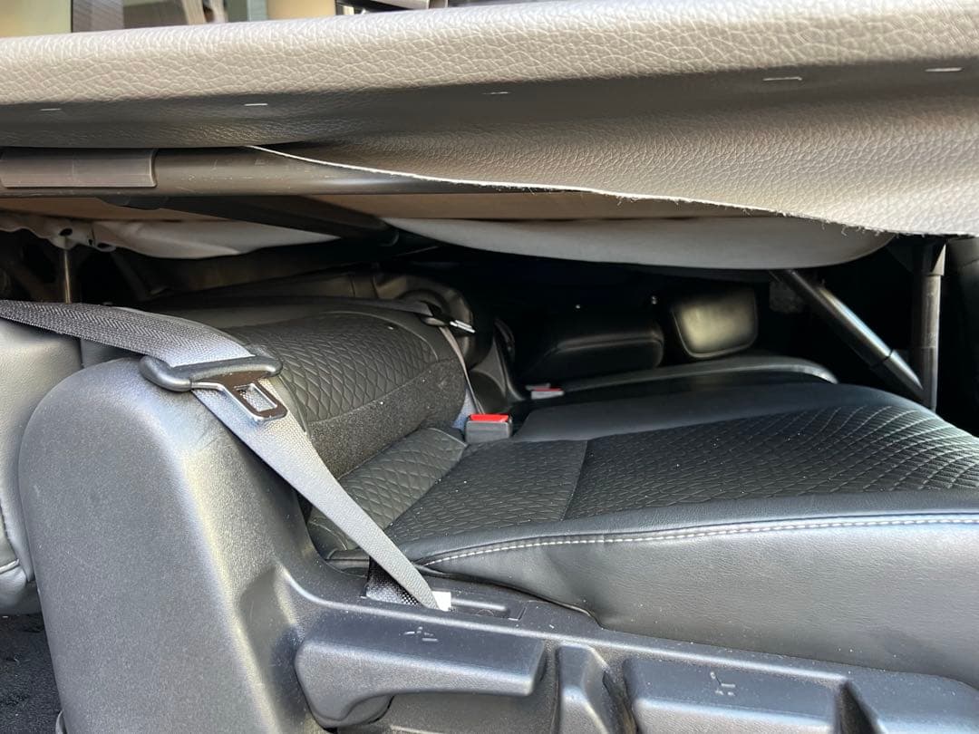 セレナc27ハンドメイド車中泊ベッド。