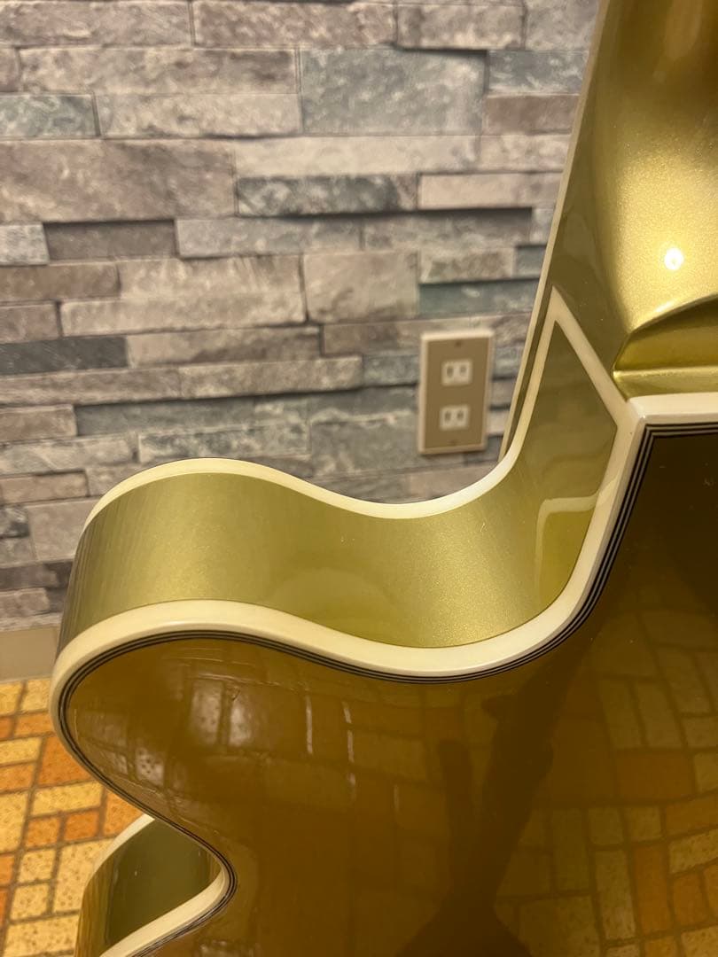 美品Epiphone Uptown Kat ES Ruby Red ／生産終了