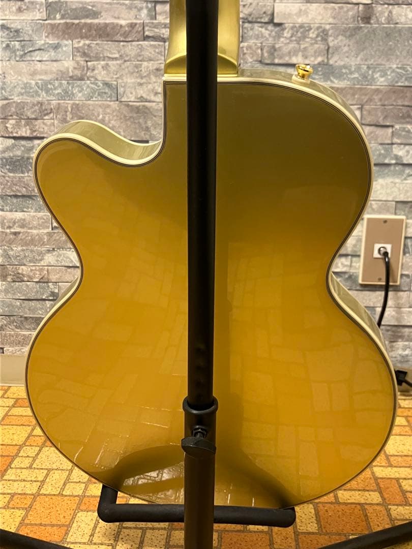 美品Epiphone Uptown Kat ES Ruby Red ／生産終了