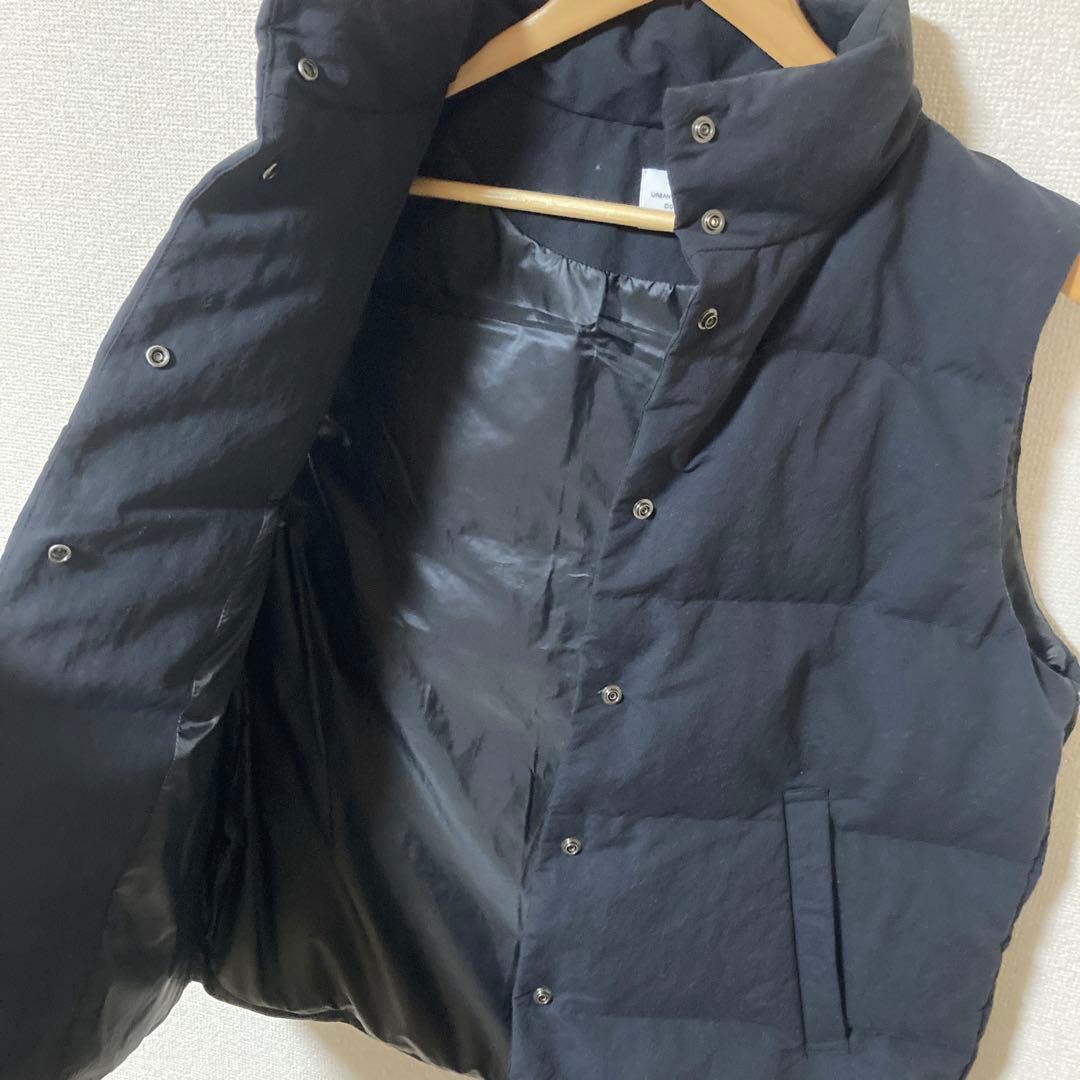 【新品美品】URBAN RESEARCH アーバンリサーチ ダウンベスト 黒
