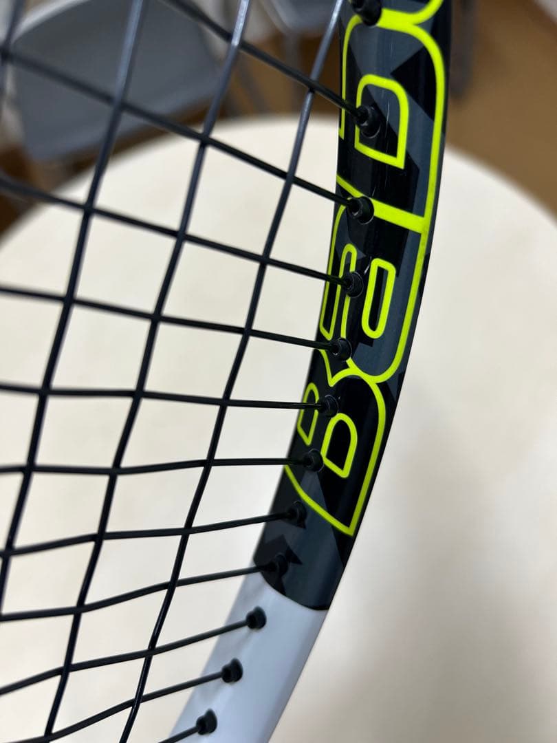 Babolat ピュアアエロ98 テニスラケット