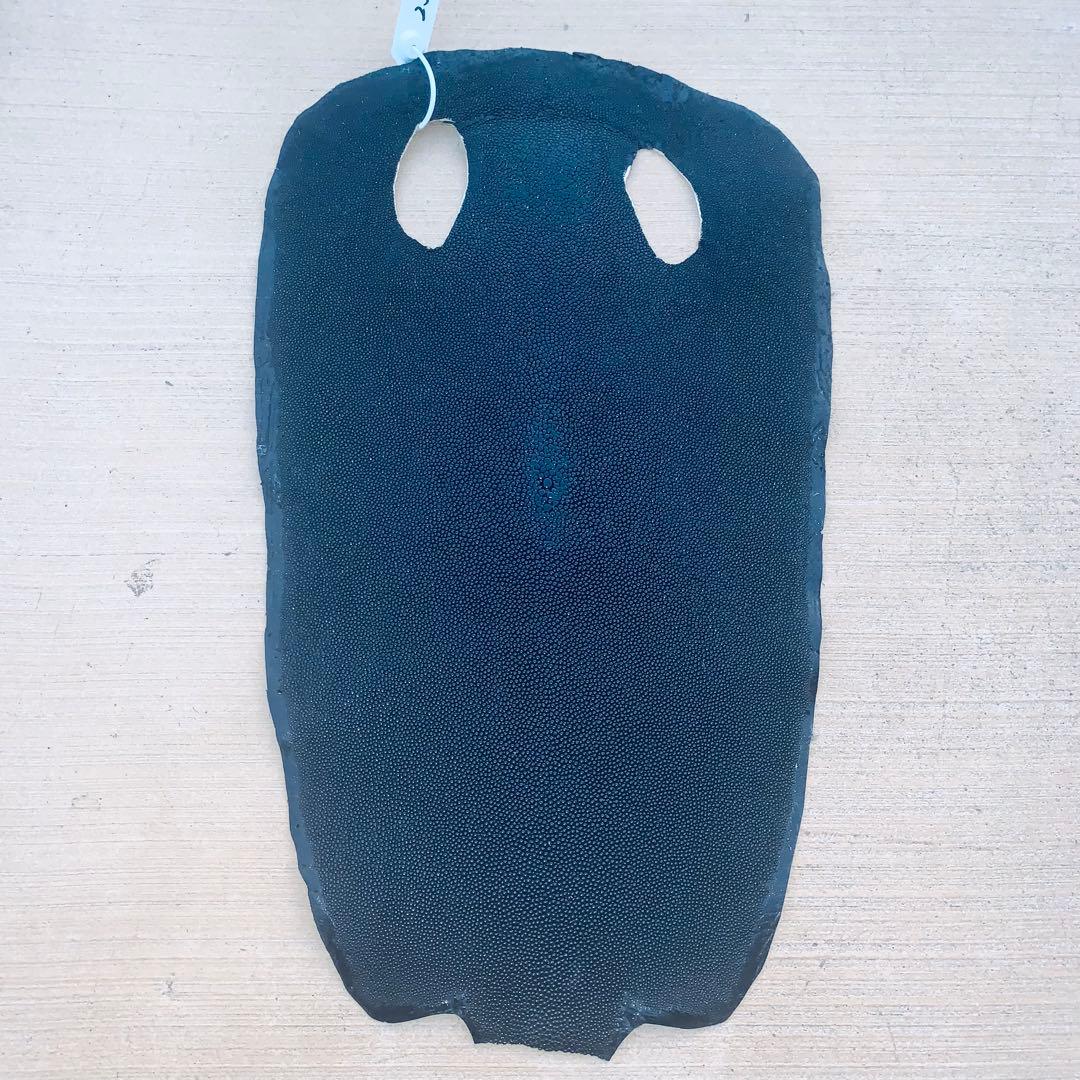 23) エイ革 鮫革 鮫皮 stingray ガルーシャ スティングレイ