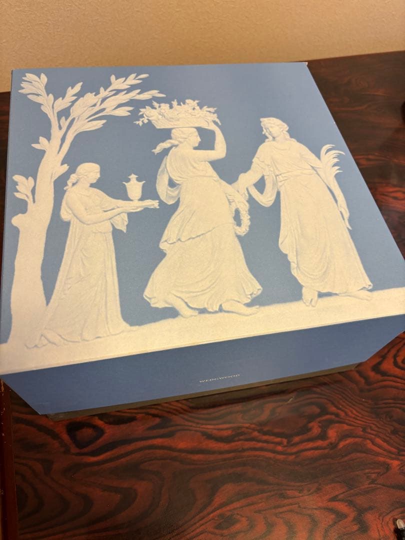 【新品未使用】 スィートプラム　プレート&カップ＆ソーサーセット