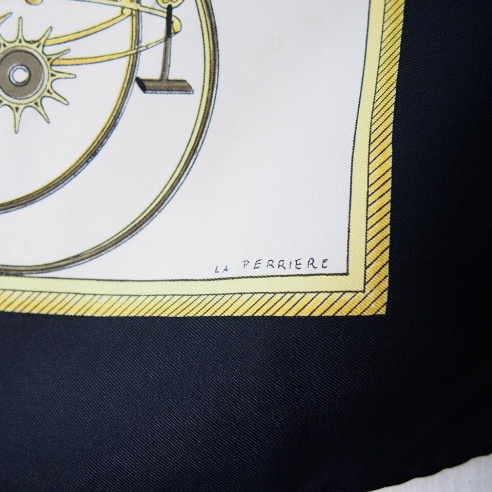エルメス HERMES カレ90 LA PERRIERE 馬車柄 シルクスカーフ