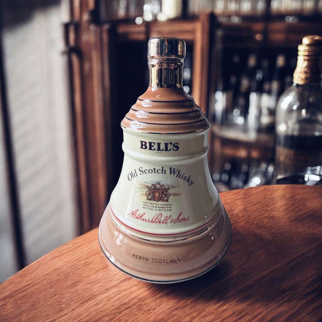 1970年代 BELLS ベルズ スコッチウィスキー ベル型陶器 未開栓 箱付
